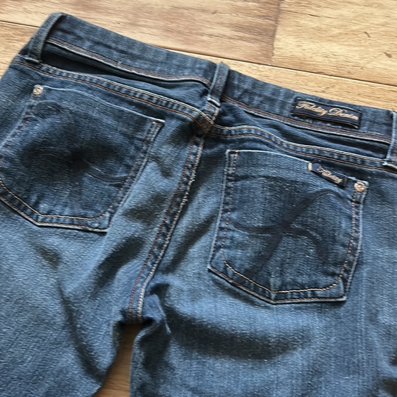 Fidelity Denim ‘Lotus’ Low Waist Flare - Picture 3 of 3